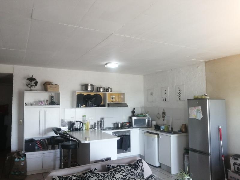 To Let 1 Bedroom Property for Rent in Woodstock Western Cape